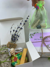 Load image into Gallery viewer, HEMATITE MEDITATION BOX